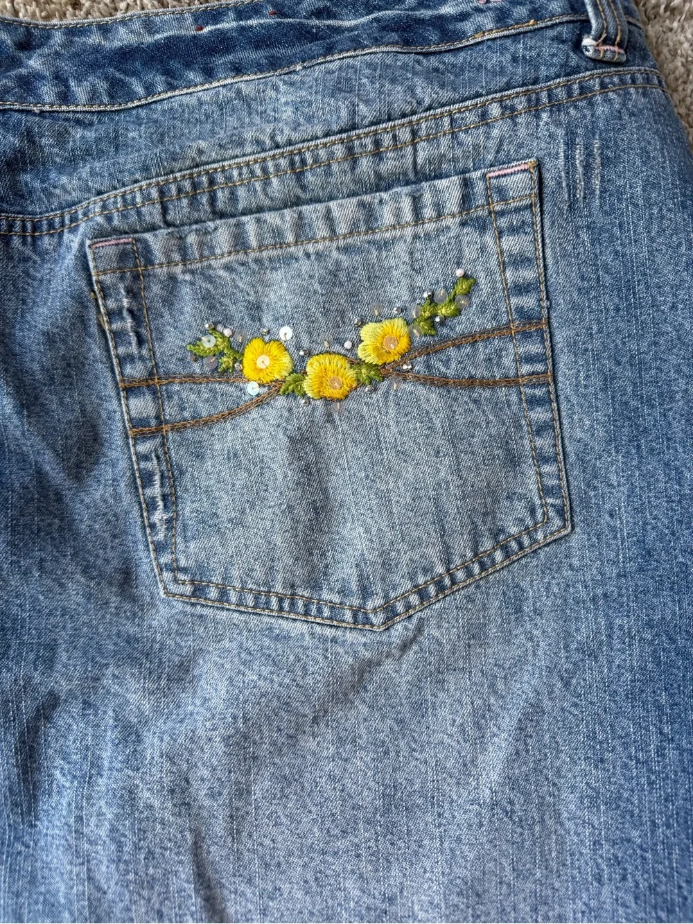 Jessica Simpson Washed Blue Denim Mini Skirt with Frayed Hem - Picture 5 of 6